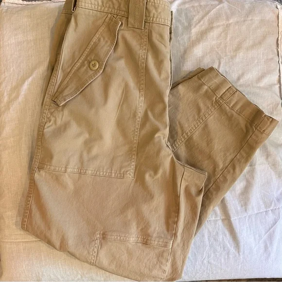 Banana Republic Women’s Khaki High-Rise Utility Pants Size 8 – - Picture 3 of 7